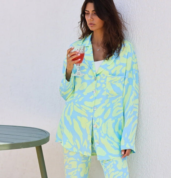 Summer colored printed women's pajamas classic pajama set, classic button down top, long-sleeve and elastic waist trousers. Summer Pajamas, travel pajamas, soft women's pajamas, ladies pajamas, green and blue